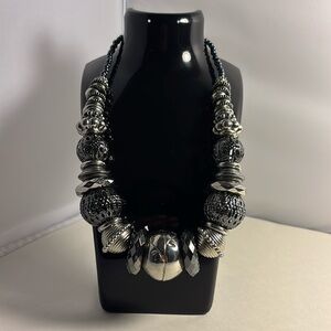 Chunky silver 8 inches long necklace